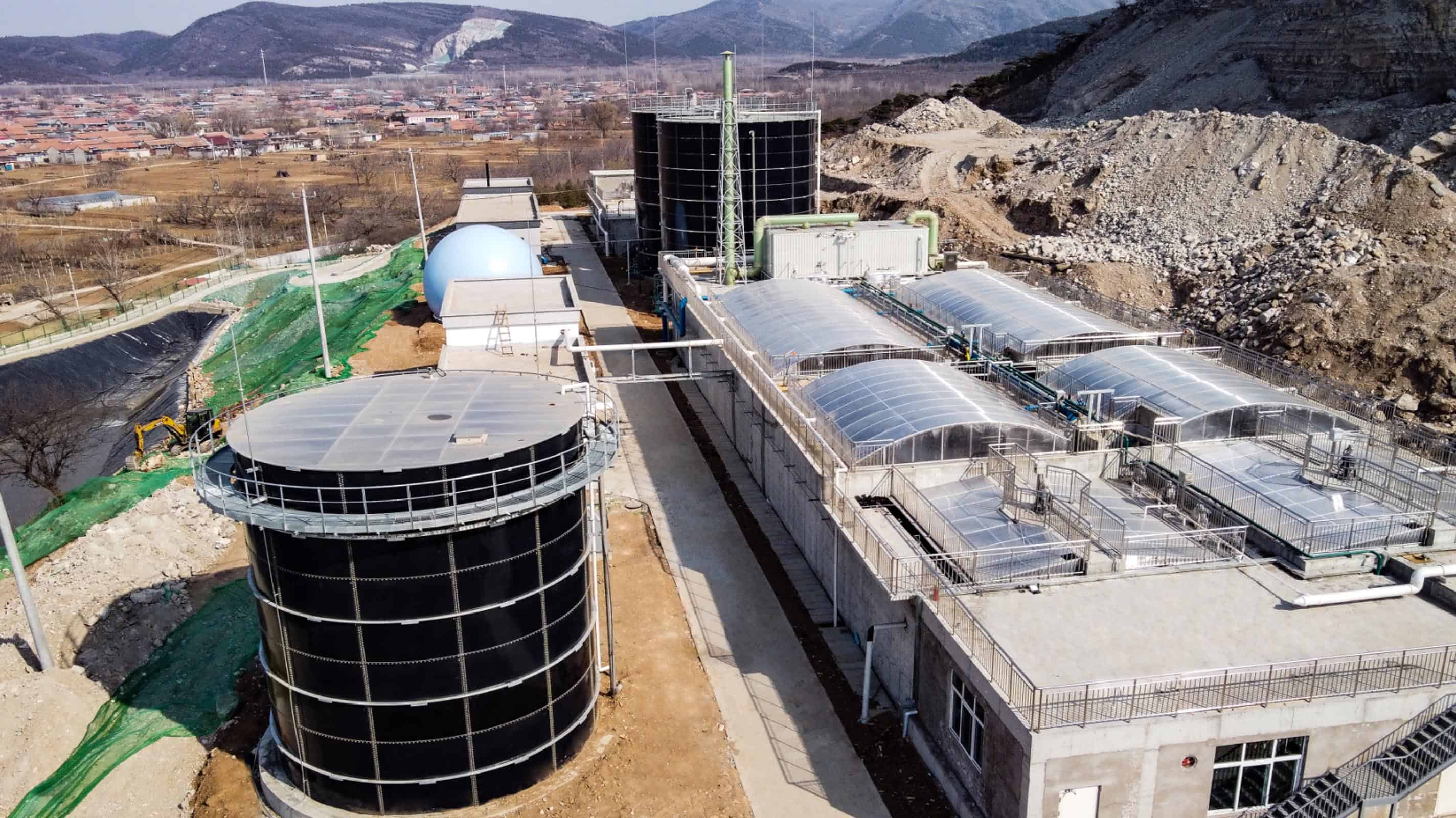 Beijing 5S pig farm wastewater treatment plant with UASB and AOAO process